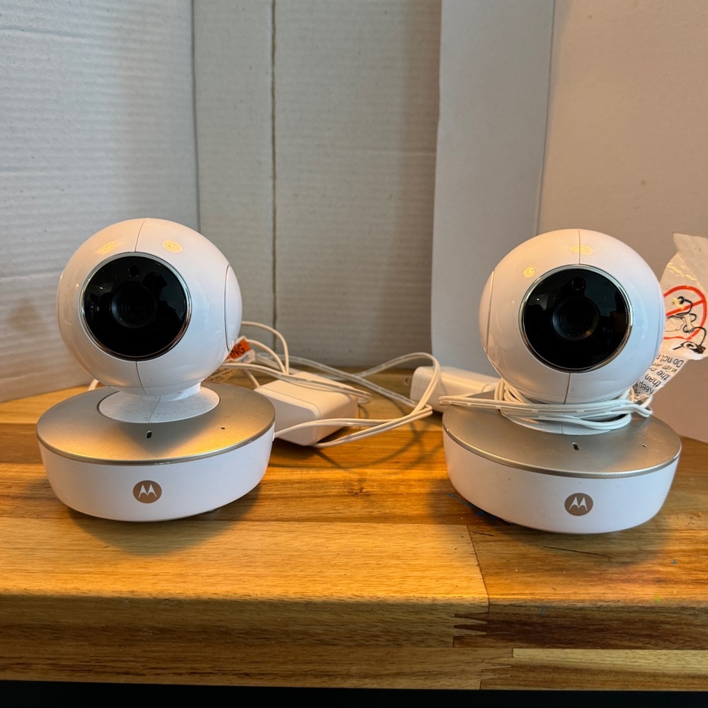 Motorola MBP50BU Baby Monitor 2 Cameras Only